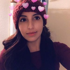 Meet your Posher, Leticia